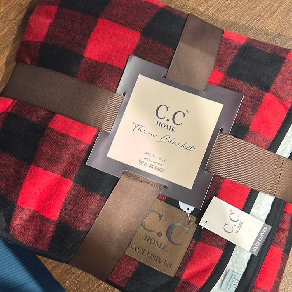 C.C Home Exclusives Throw Blanket